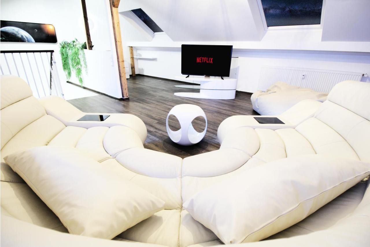 Secret Hideaways Space Loft Wohndesign Auf 2 Etagen L 450M Bis Uni Duisburg Buitenkant foto