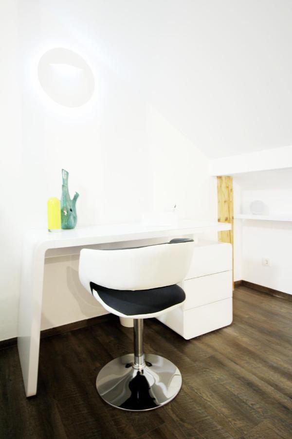 Secret Hideaways Space Loft Wohndesign Auf 2 Etagen L 450M Bis Uni Duisburg Buitenkant foto