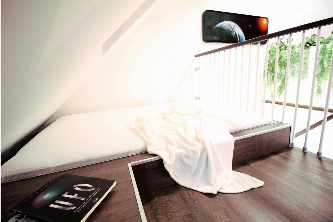 Secret Hideaways Space Loft Wohndesign Auf 2 Etagen L 450M Bis Uni Duisburg Buitenkant foto